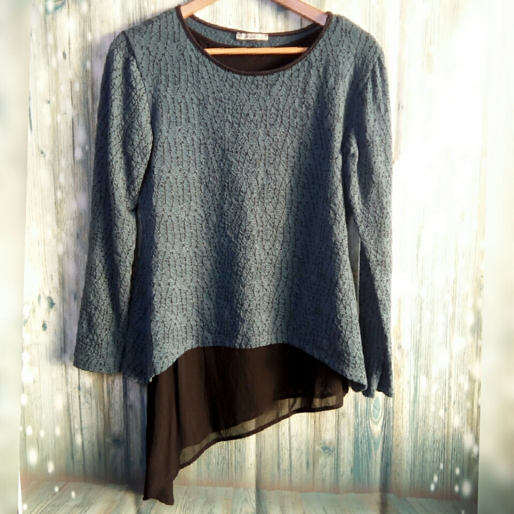 Mesmerize layered asymmetrical long sleeve top